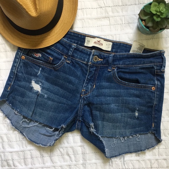 HOLLISTER | Festival Cut Off Jean Shorts - Picture 2 of 2